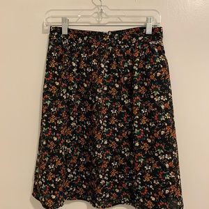 Skirt - flowered and knee length
